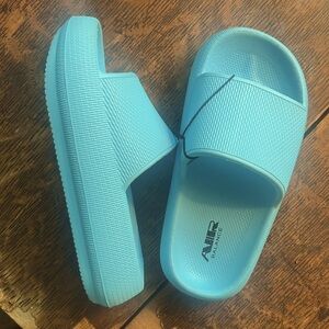 Air Balance Slides Little Girl sz11 Blue